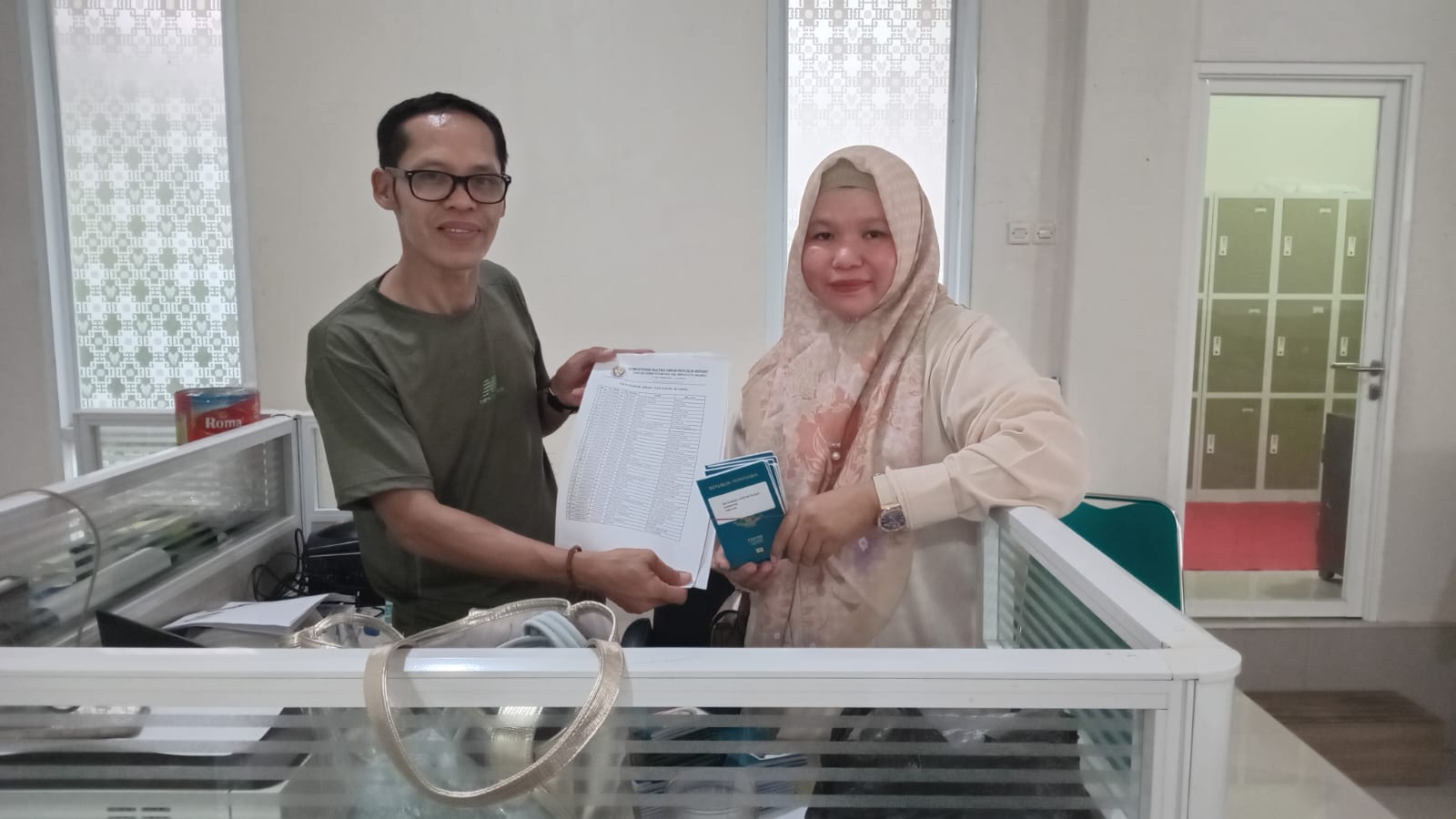 Foto serah terima