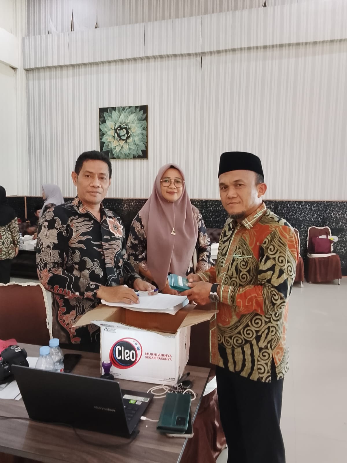 Foto serah terima